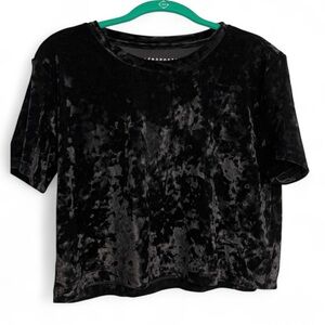 Aeropostale black crushed velvet short sleeve t-shirt, size XS